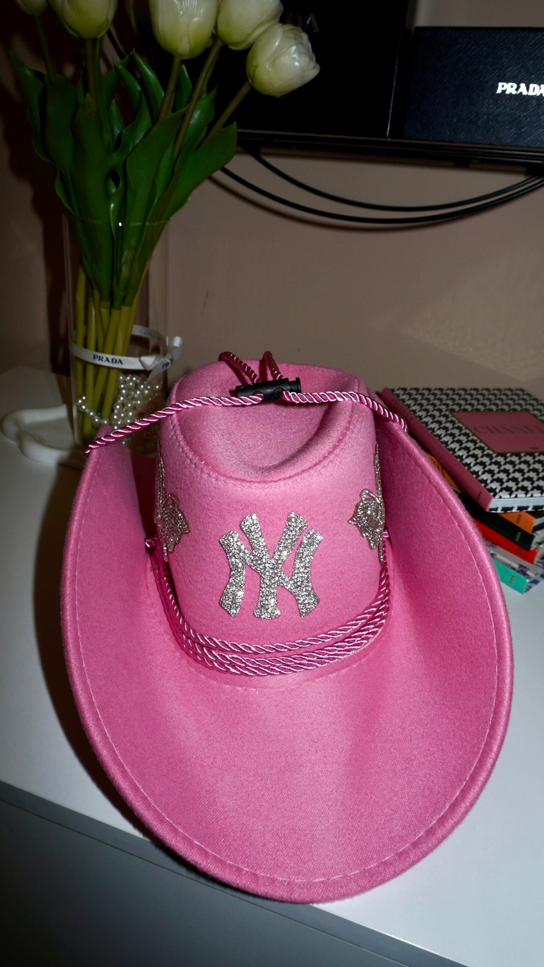 Cappello Neon CowGirl NY butterfly