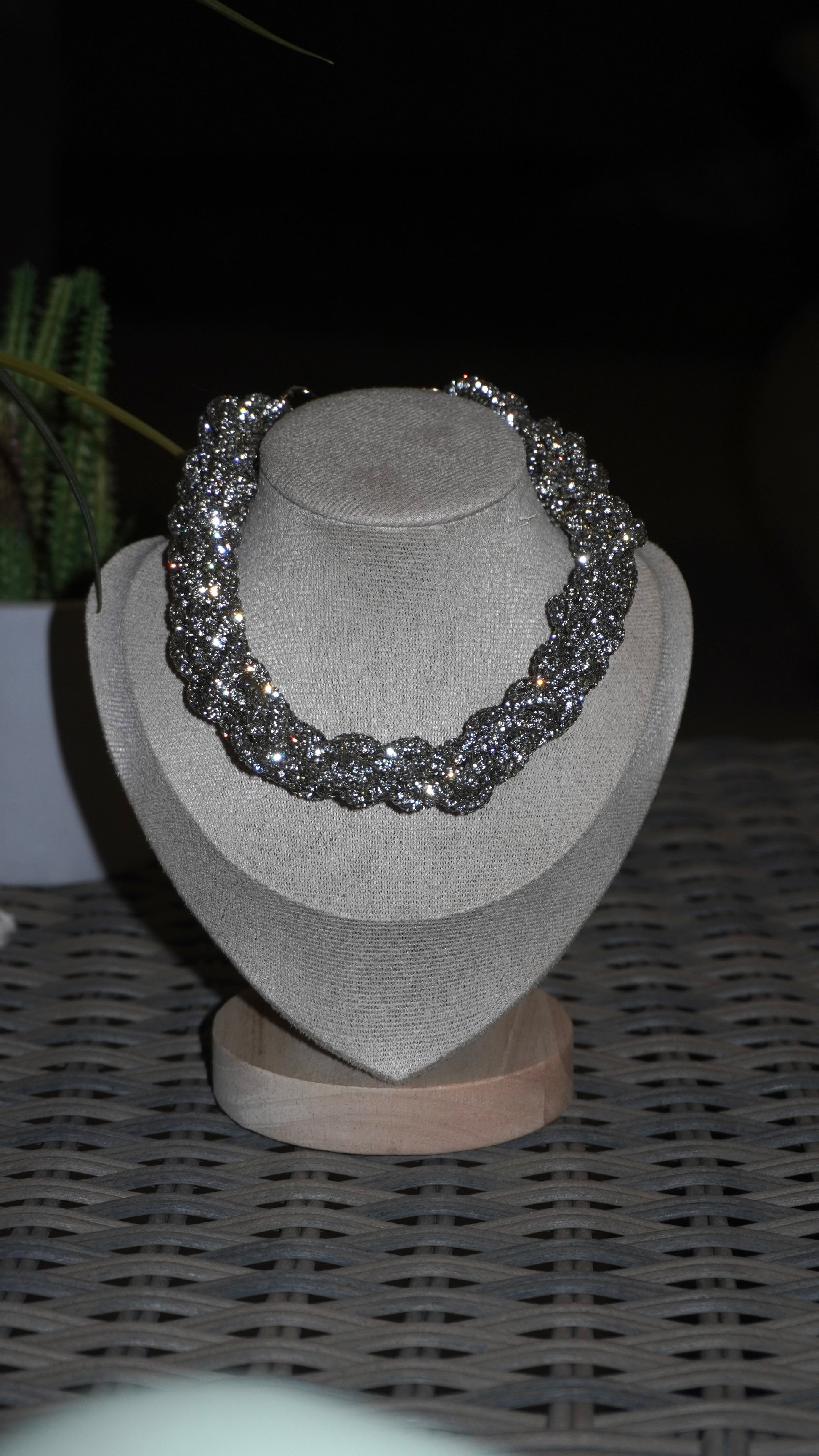 Chocker Nayra Handmade