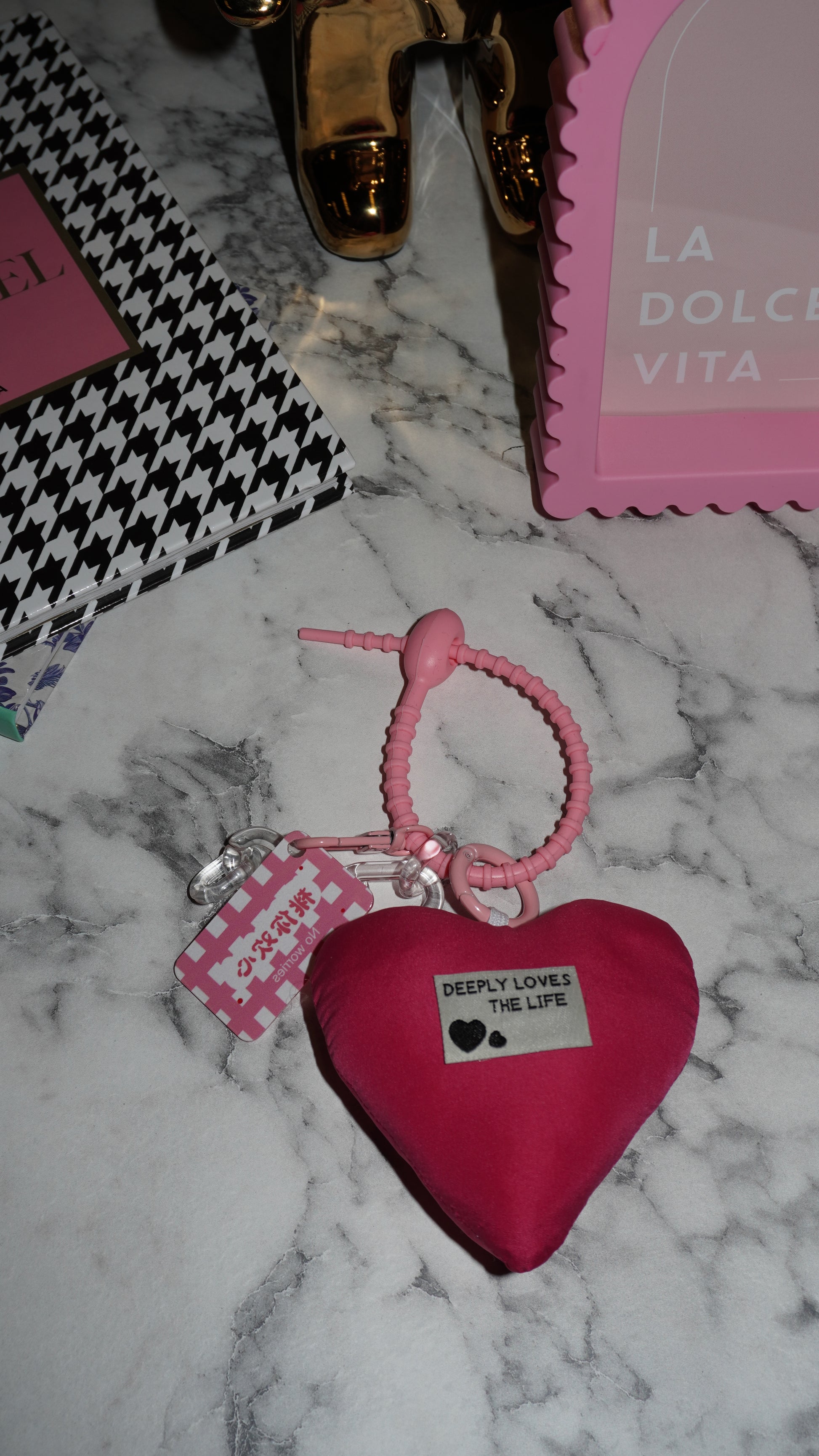 Charms Coraline pink