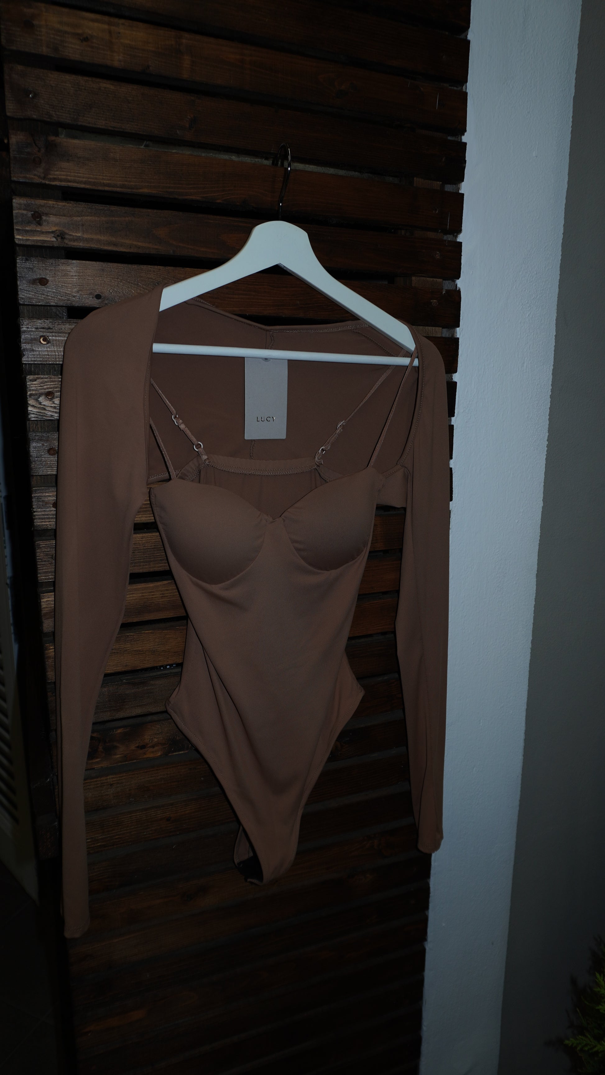 Body Alma beige