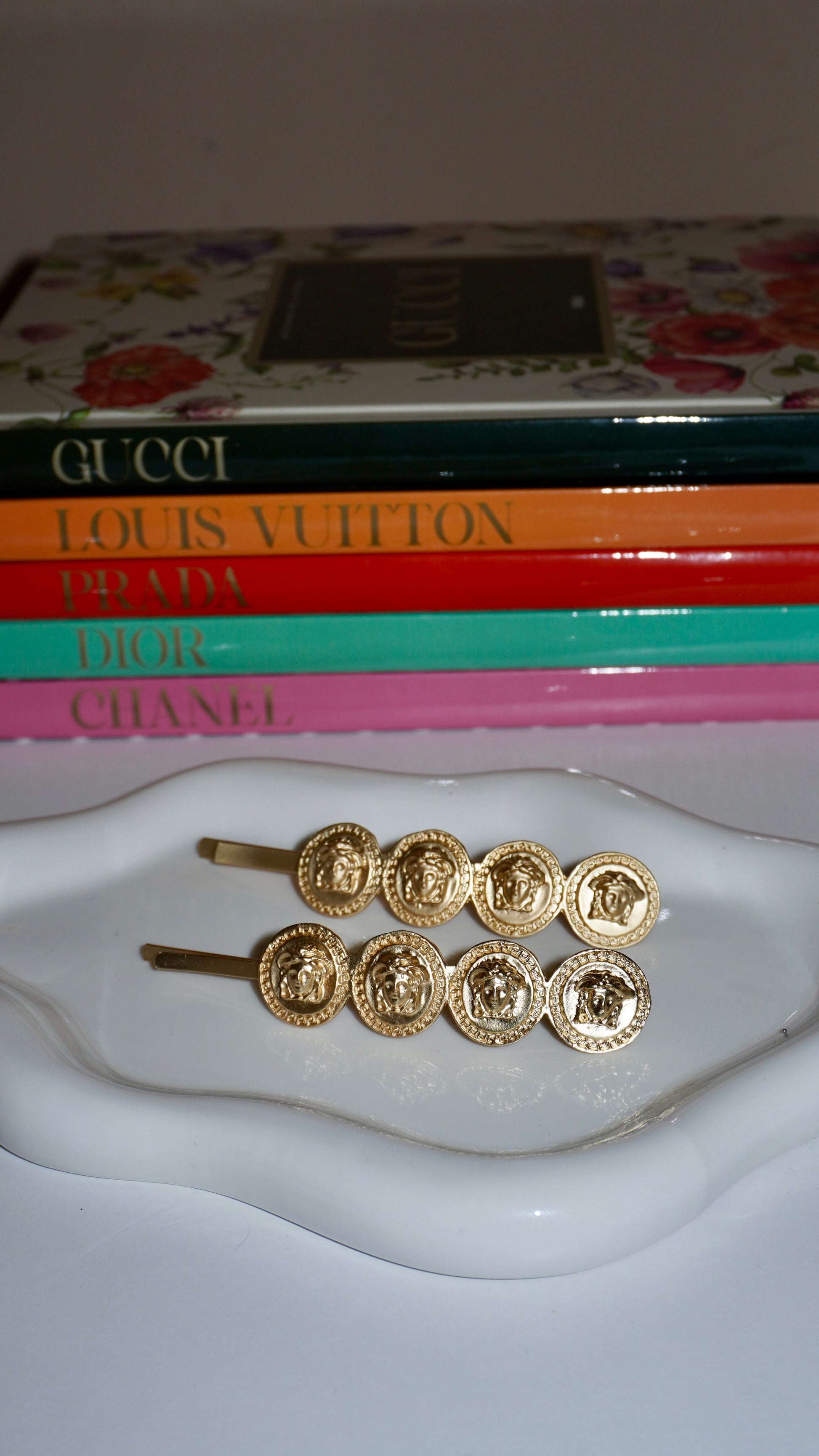 Clip Luxury